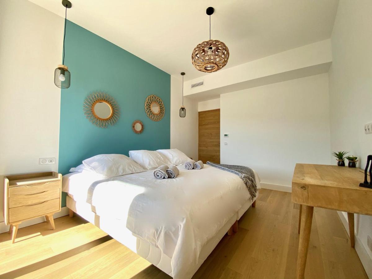 Villas De Standing Avec Magnifique Vue Mer Et Piscines Privees, Sagone Sagone  Kültér fotó