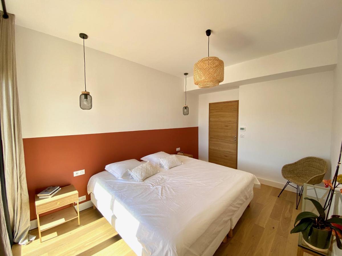 Villas De Standing Avec Magnifique Vue Mer Et Piscines Privees, Sagone Sagone  Kültér fotó