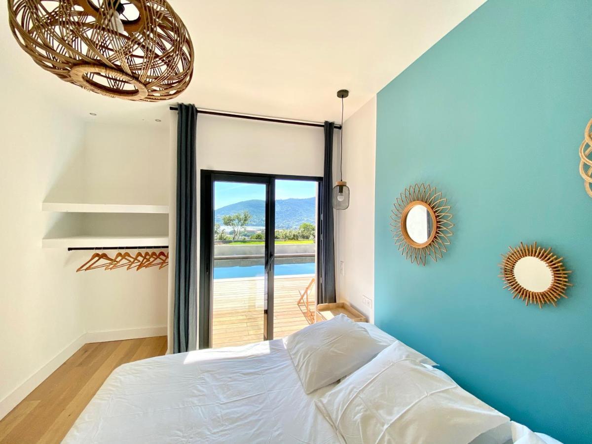 Villas De Standing Avec Magnifique Vue Mer Et Piscines Privees, Sagone Sagone  Kültér fotó
