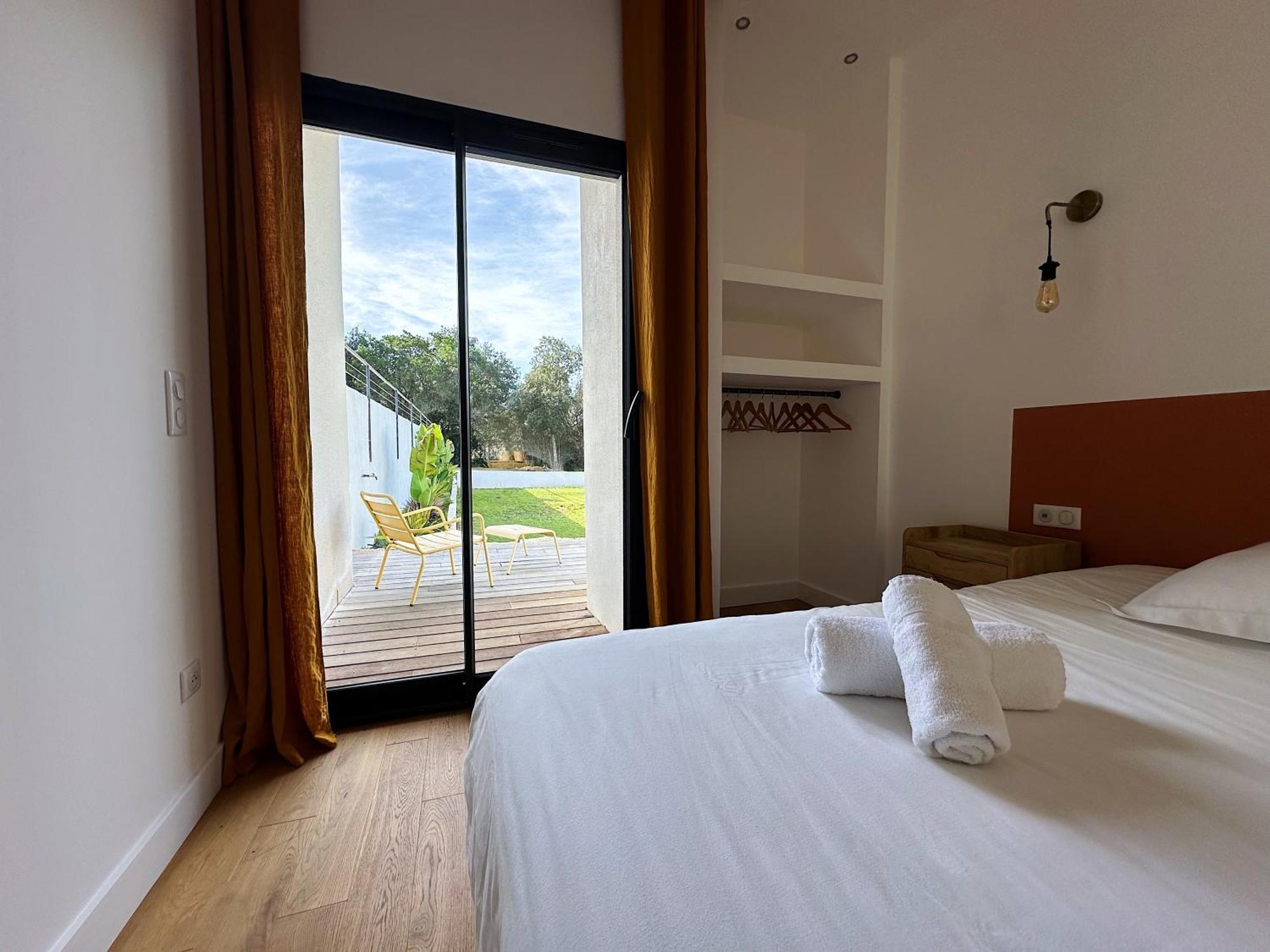 Villas De Standing Avec Magnifique Vue Mer Et Piscines Privees, Sagone Sagone  Kültér fotó